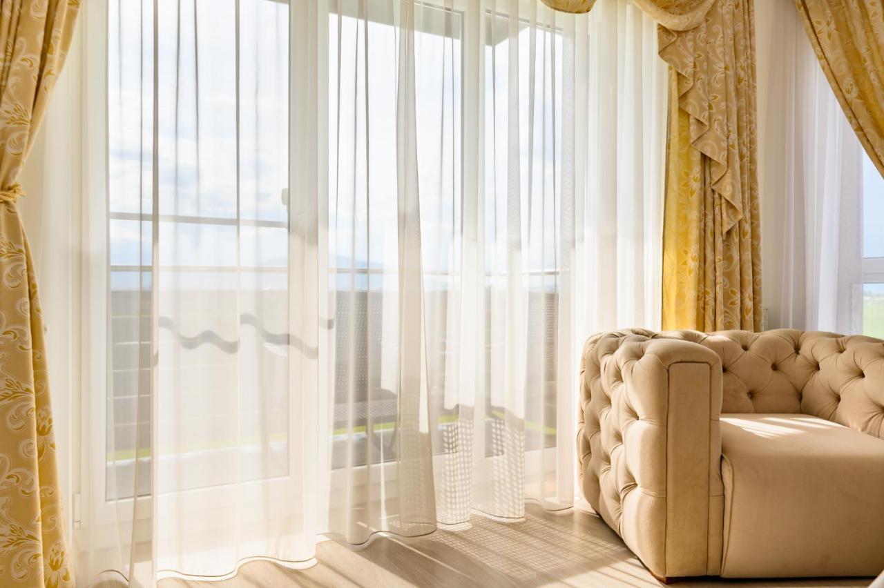 Luxury Apartment Avantgarden 3 Braşov Exterior foto