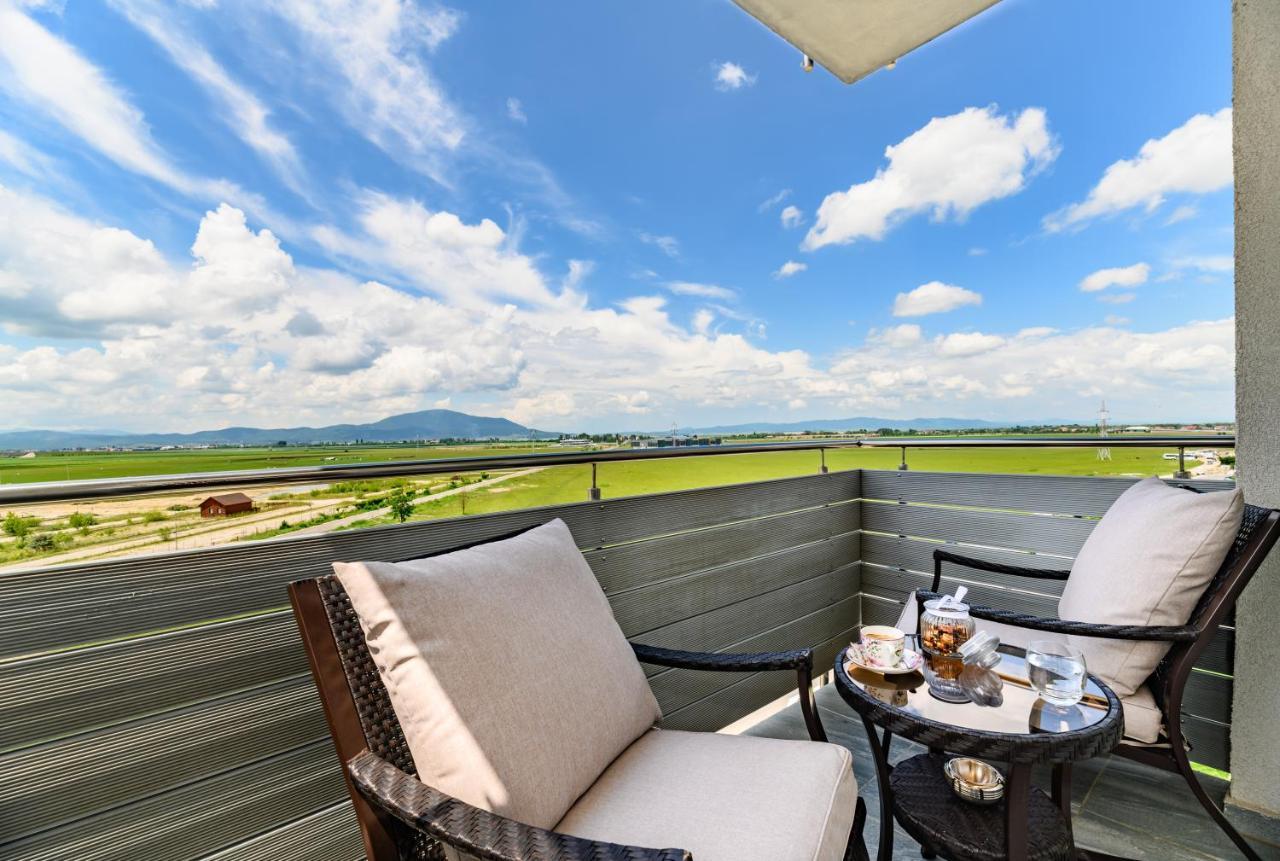 Luxury Apartment Avantgarden 3 Braşov Exterior foto